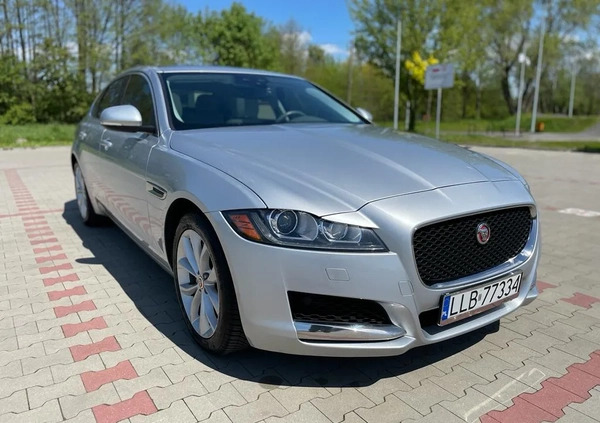 Jaguar XF cena 89000 przebieg: 93000, rok produkcji 2018 z Lubartów małe 781